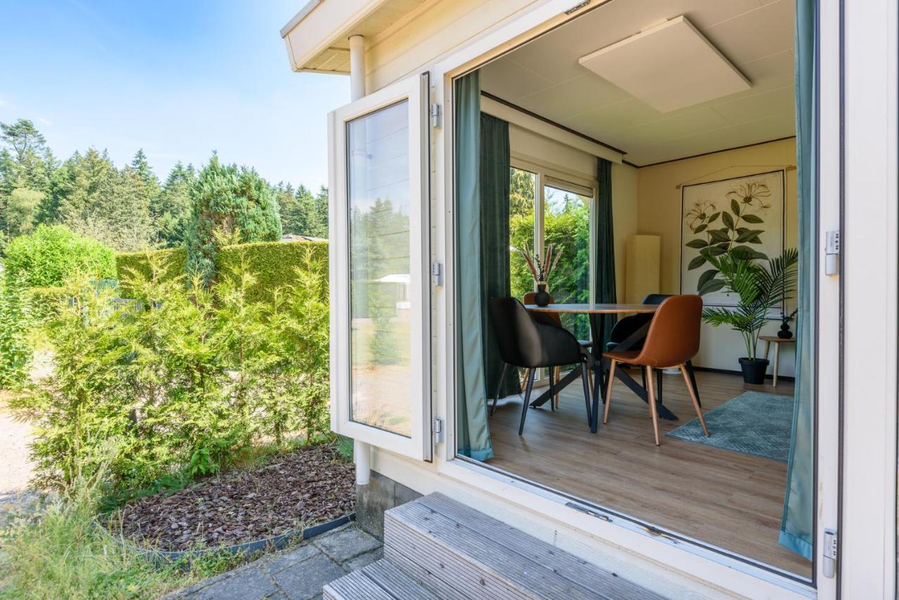 Gezellig Chalet Aan De Veluwse Bosrand 푸텐 외부 사진